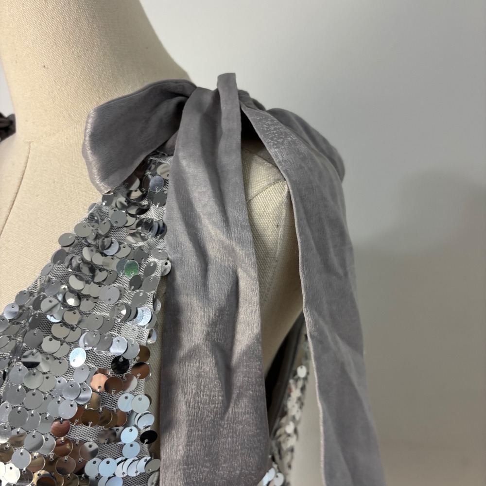 AURA Silver Sequin Tank Top Disco Glam Bow-Tie Shoulder Festival Concert Women M - Picture 8 of 10